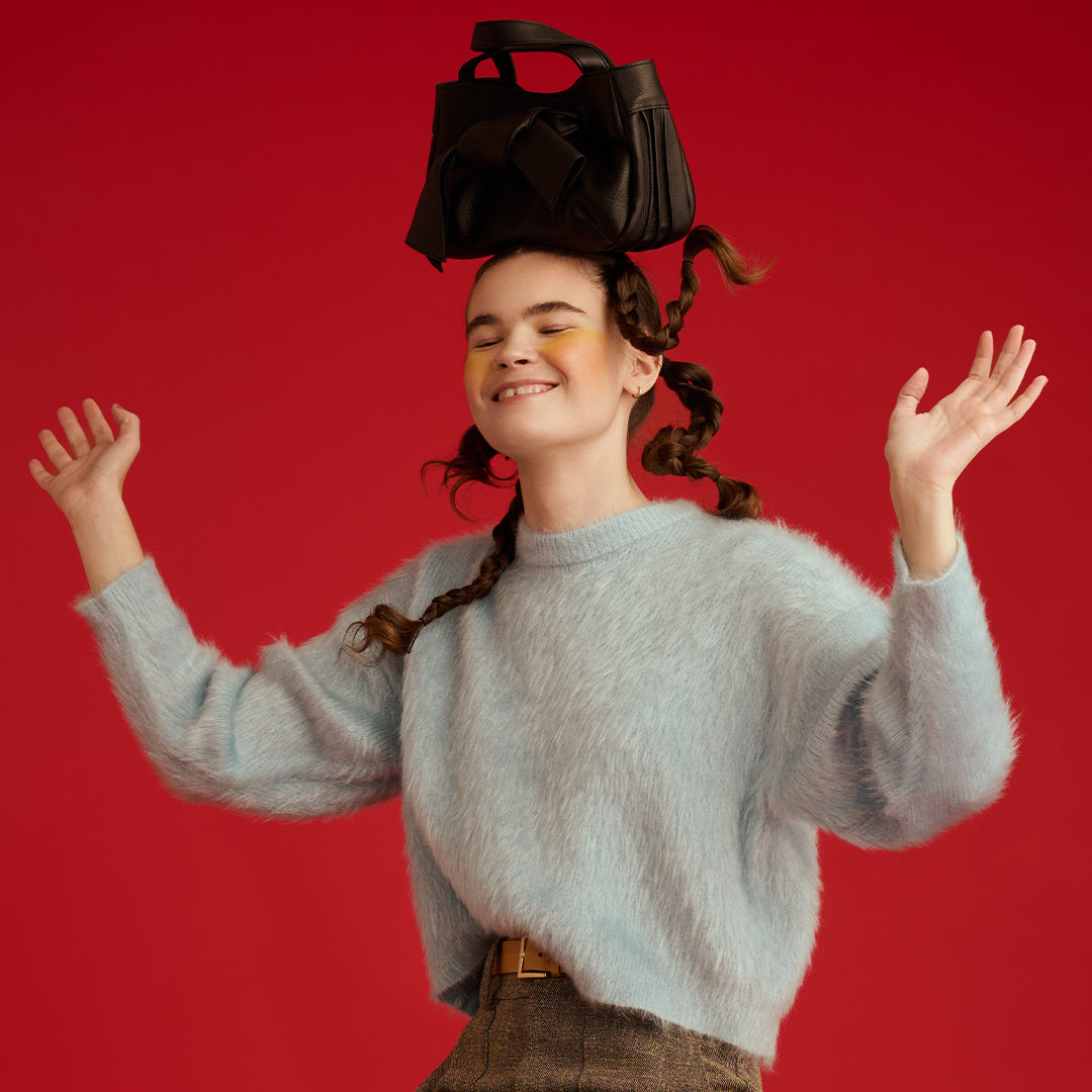 <VIA DOAN> Zilda Horizontal Ribbon Hand Bag / Black