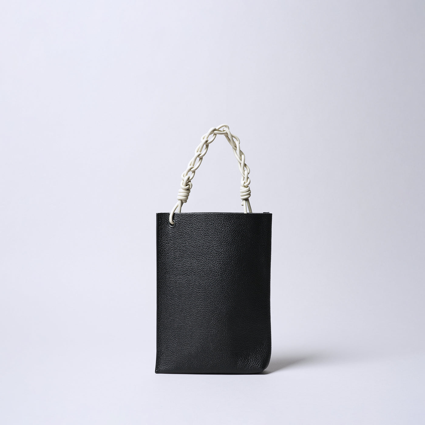 <SENTI FLATTER THE SENSES> Shrink Leather Chain Handle Mini Bag / Black