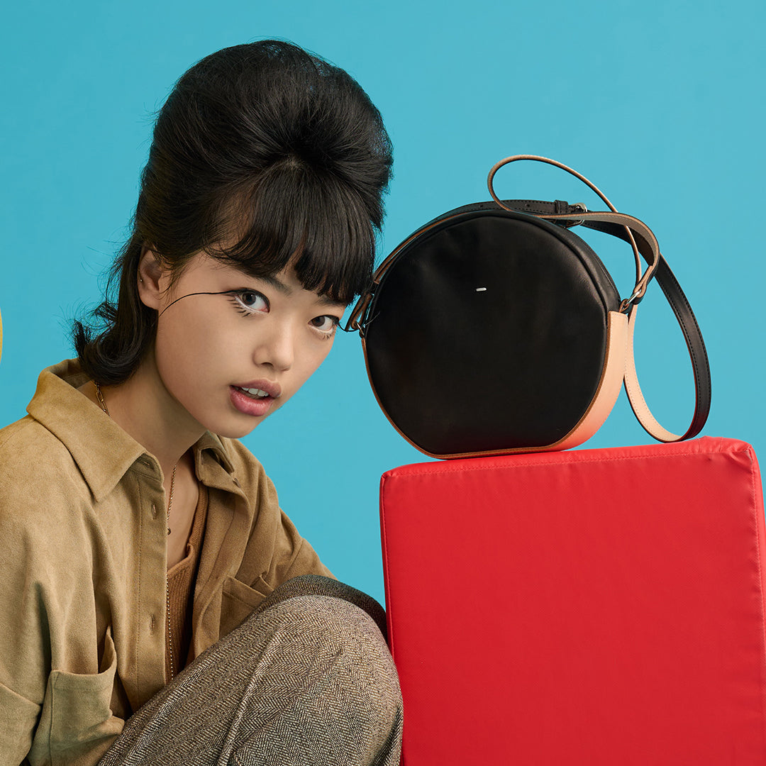 ＜ESTINE＞Logical系列 皮革斜肩包/黑色