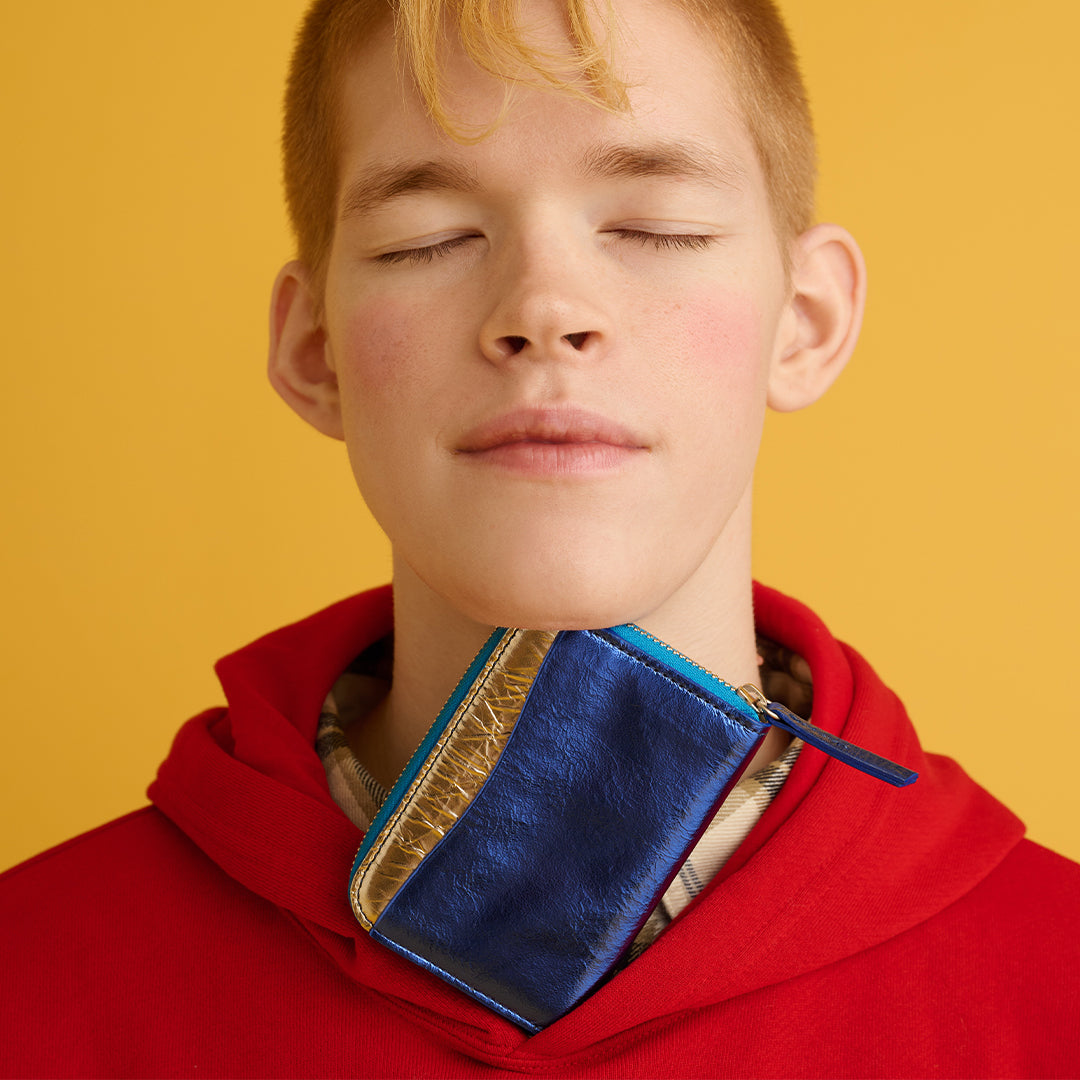 ＜コケット＞Round Mini Wallet（シャイニー）/ブルー×ゴールド