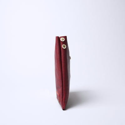 ＜レッセフェール＞ピエーザ 薄マチショルダーバッグ/ブラック