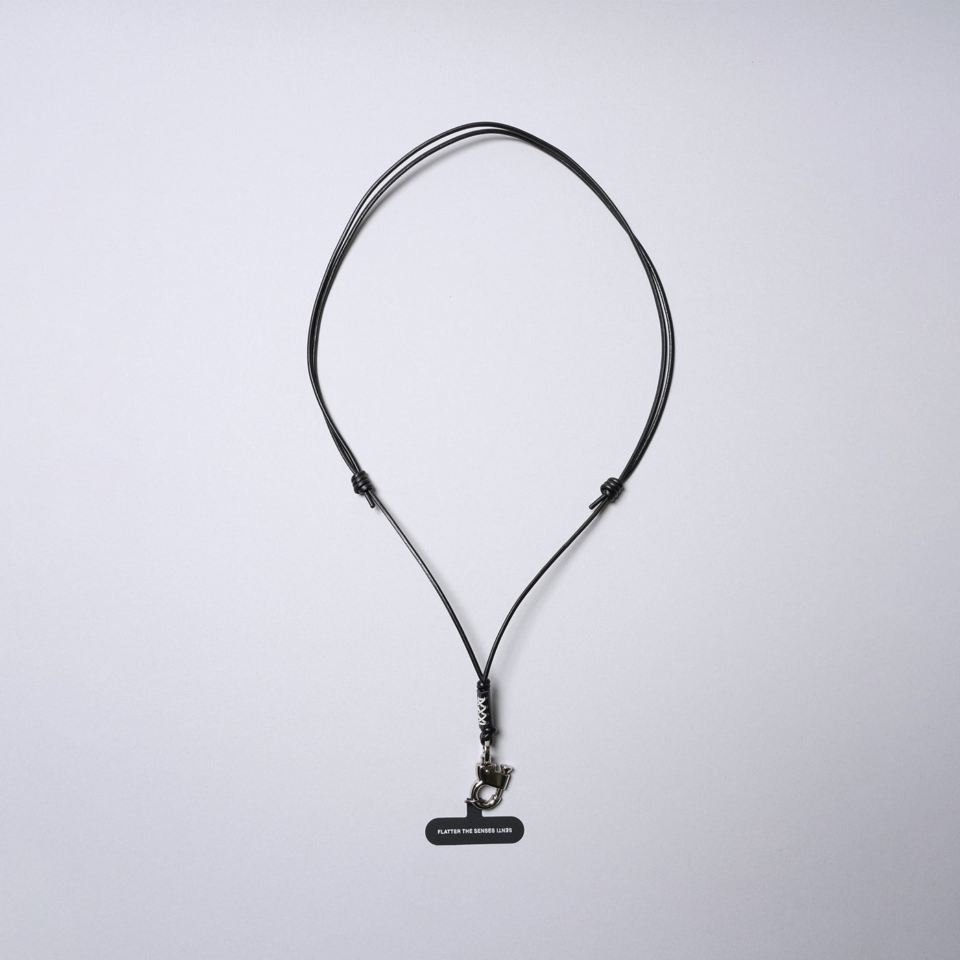 <SENTI FLATTER THE SENSES> Multi Leather Strap w/ Smart Phone Holder (Pull Up Hook) / Ivory