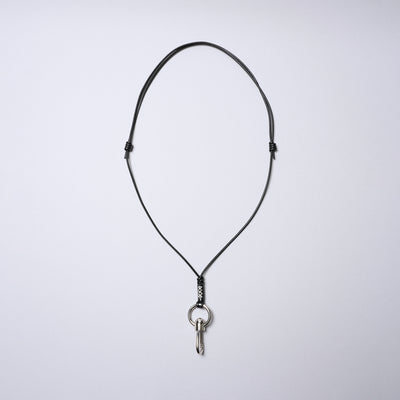 <SENTI FLATTER THE SENSES> Multi Leather Strap (Carabiner) / Ivory