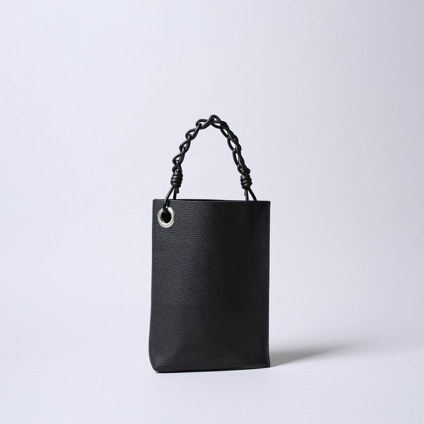 <SENTI FLATTER THE SENSES> Shrink Leather Chain Handle Mini Bag / Black