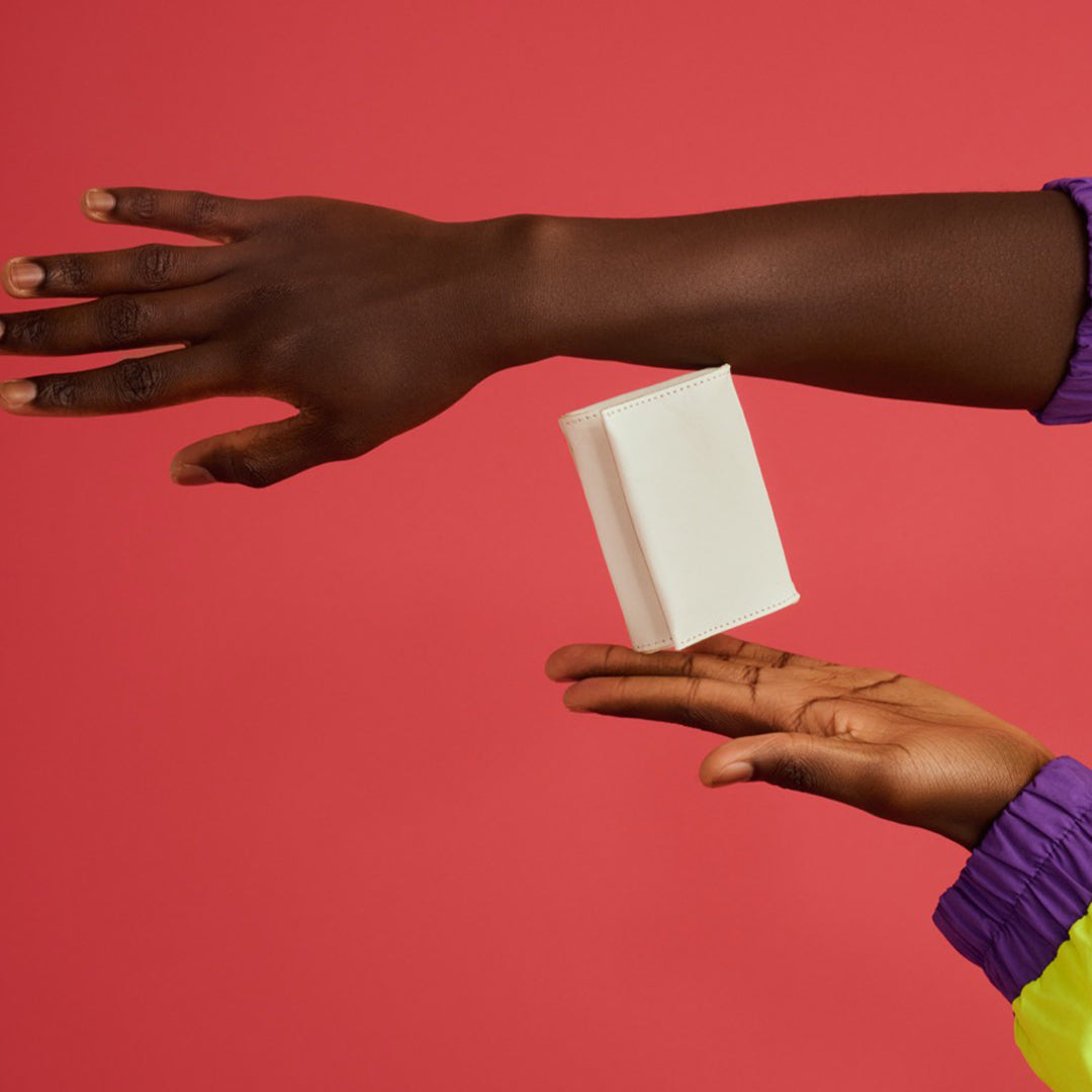 <numeri> Coin Card Case / White