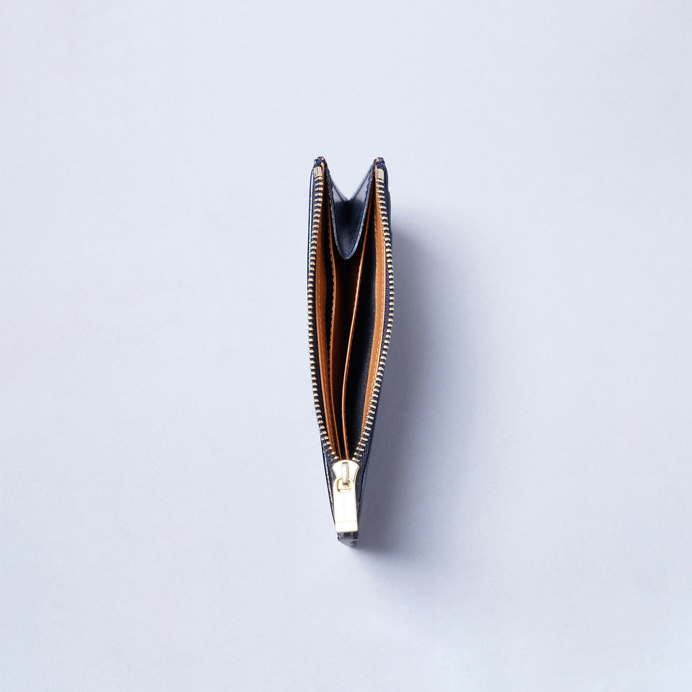 ＜CRAFSTO＞Bridle Leather 多夾層卡夾【8 Pockets】/藏青色