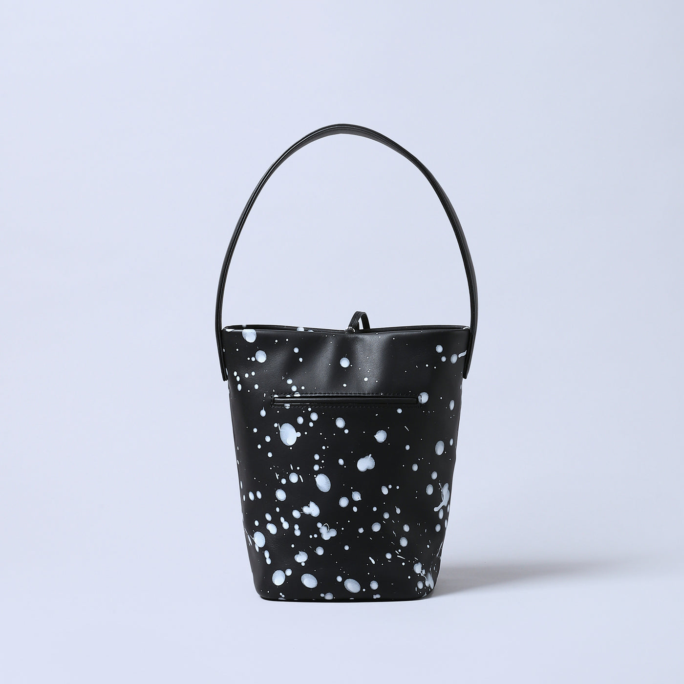 ＜ESTINE＞Pulse系列 皮革塗漆手提包/黑色