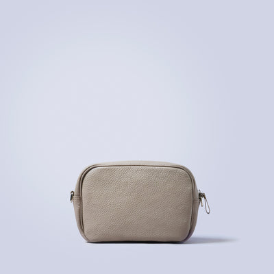 ＜LEZALI＞壓花迷你肩背包/灰褐色