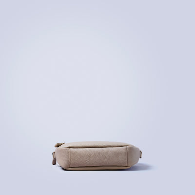 ＜LEZALI＞壓花迷你肩背包/金色