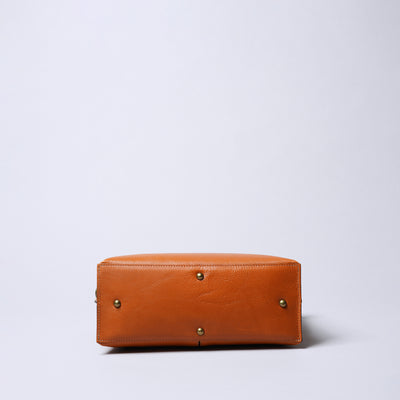 ＜レッセフェール＞サーチ ヌメ革コンビ 2way ショルダーバッグ/キャメル