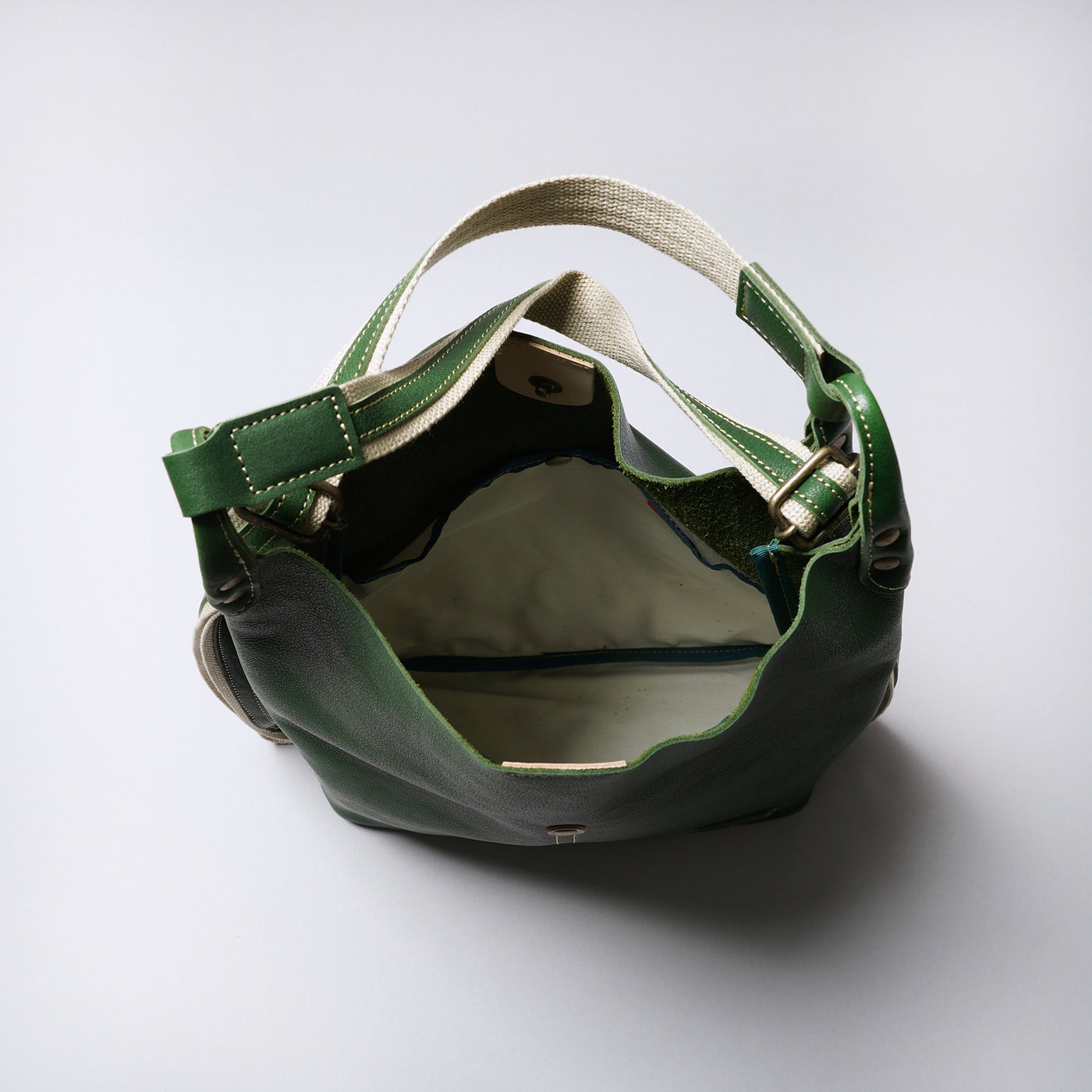 ＜Laisser Faire＞Pieza 兩用後背包/黑色