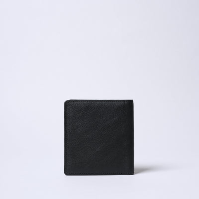 <SENTI FLATTER THE SENSES> Multi Storage Bi-Fold Wallet / Black