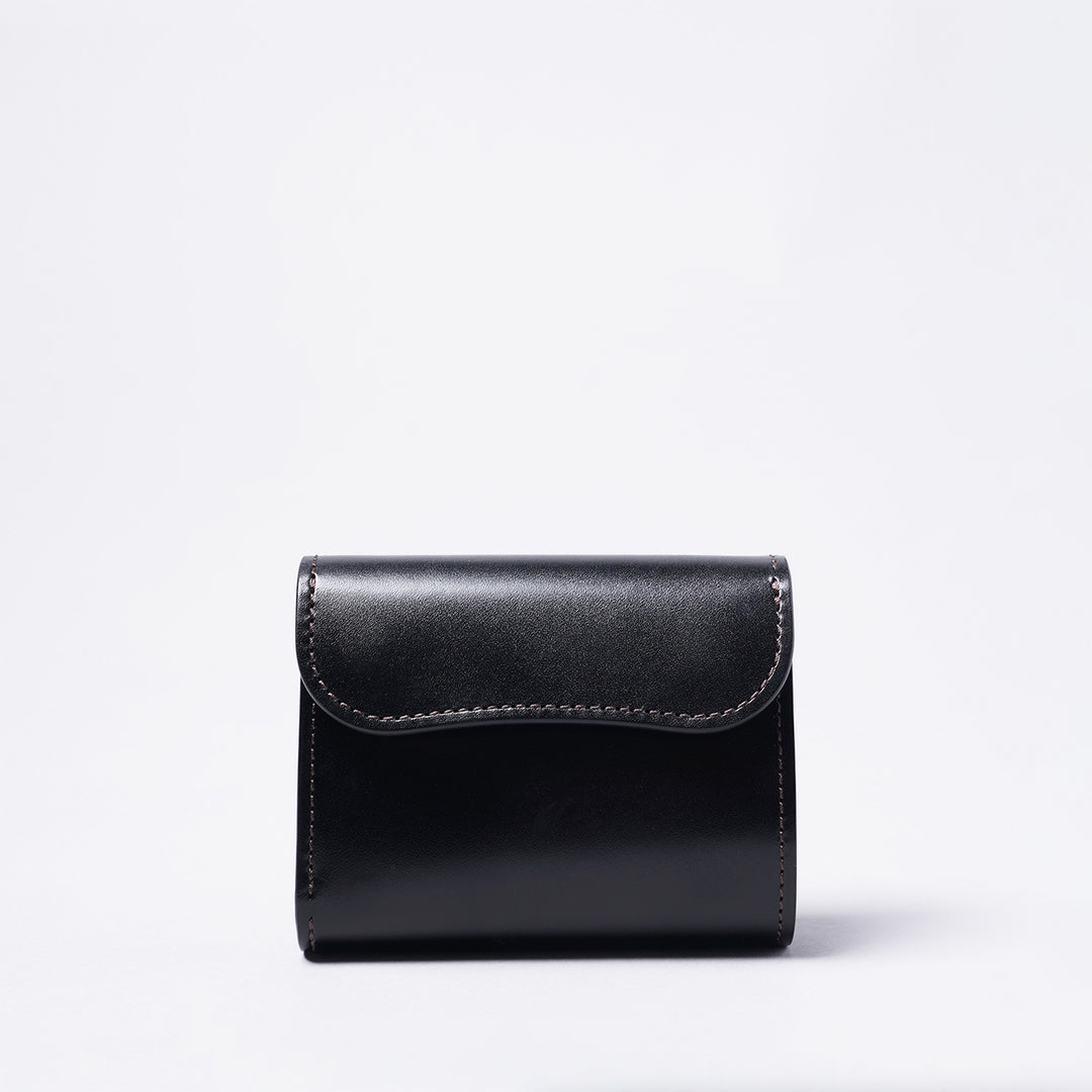 ワイルドスワンズ＞ 三つ折りウォレット/ブラック | テーーマ teema
