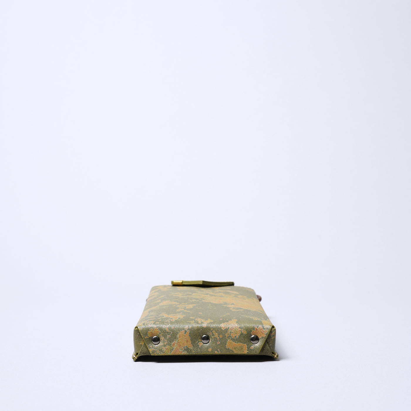 ＜keu＞Skinny Case S（7.5 inch）/黃銅鏽