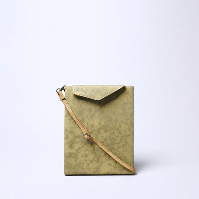 ＜keu＞Skinny Case L（11.5 inch）/紅銅鏽