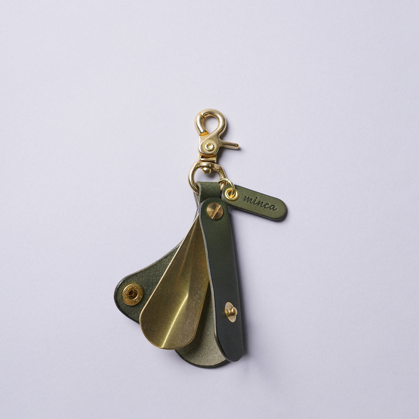 <minca> Brass Shoehorn Key Holder / Oliver