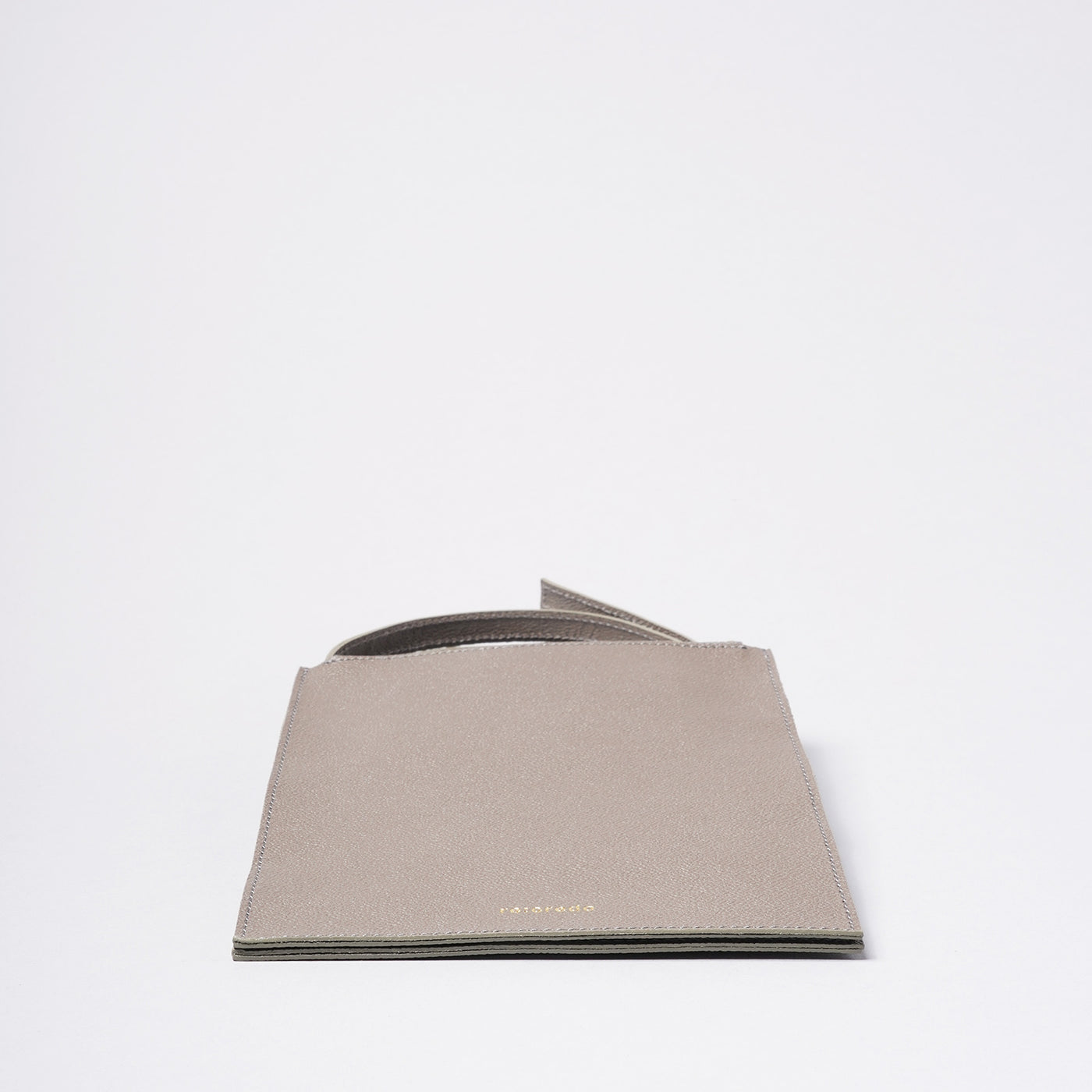 <re:credo> Flat Shoulder Bag / Gray